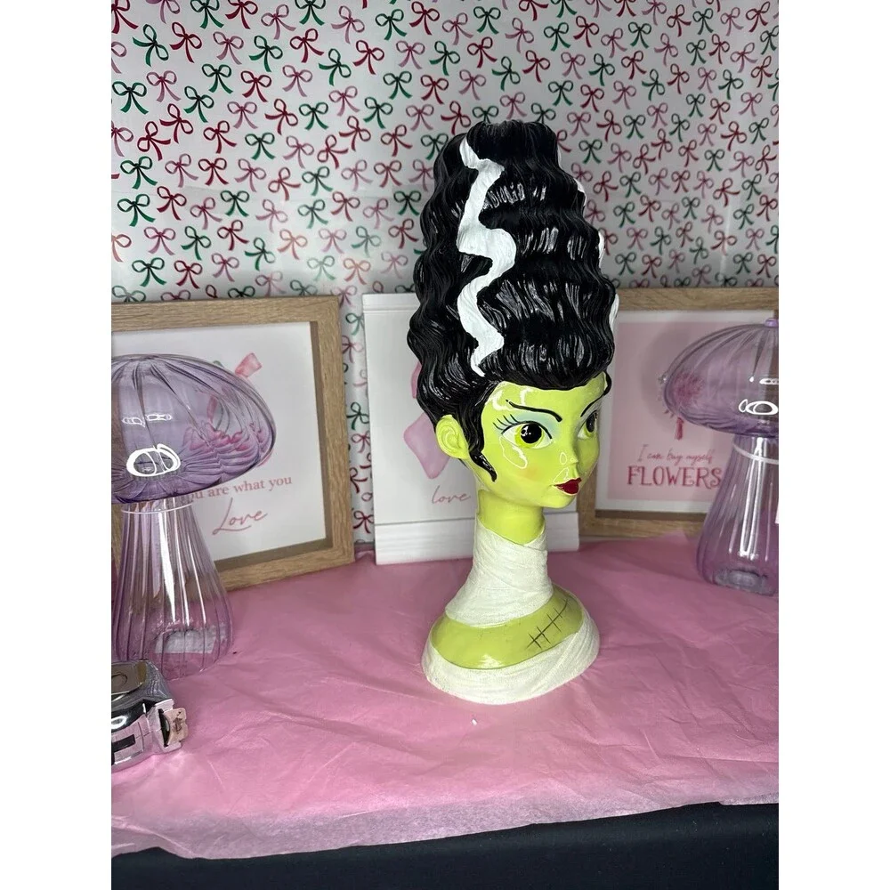 Bride Of Frankenstein Bust